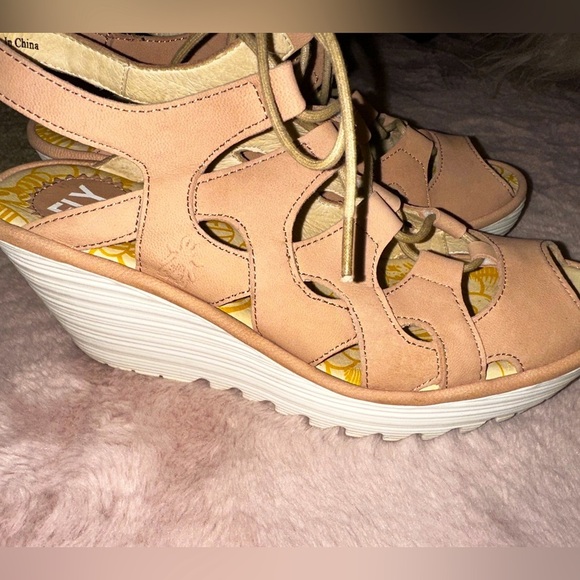 Fly London Stylish Tan lace up Wedge Sandals 39 8 8.5 summer vacation spring - Picture 1 of 12